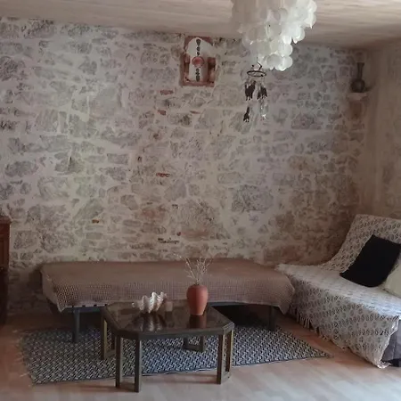 Bed & Breakfast A La Source 3*