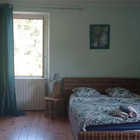 A La Source Bed & Breakfast