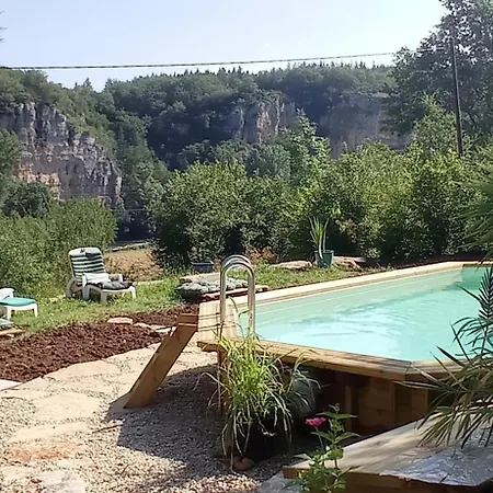 Bed & Breakfast A La Source Saint-Cirq-Lapopie